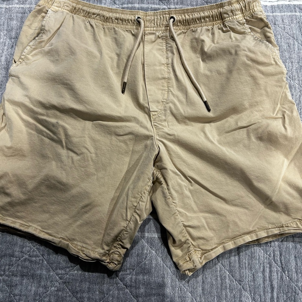 Men's American Eagle Tan Shorts